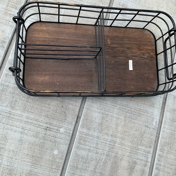 Rustic Nesting Wire Storage Baskets w Wood Base Farmhouse Organizer Set Handles